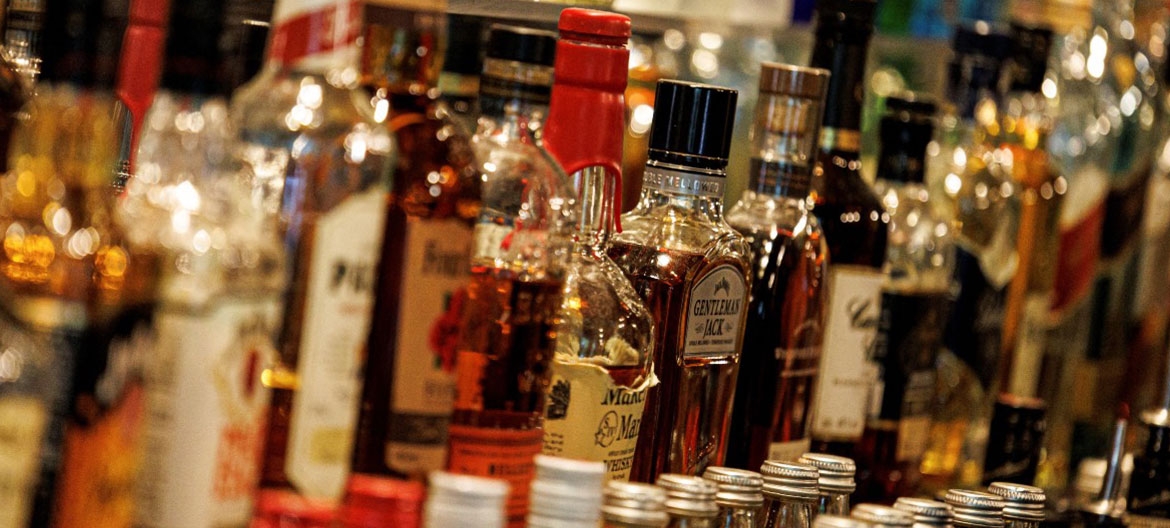 مصرف مشروبات الکلی چه حکمی دارد ؟